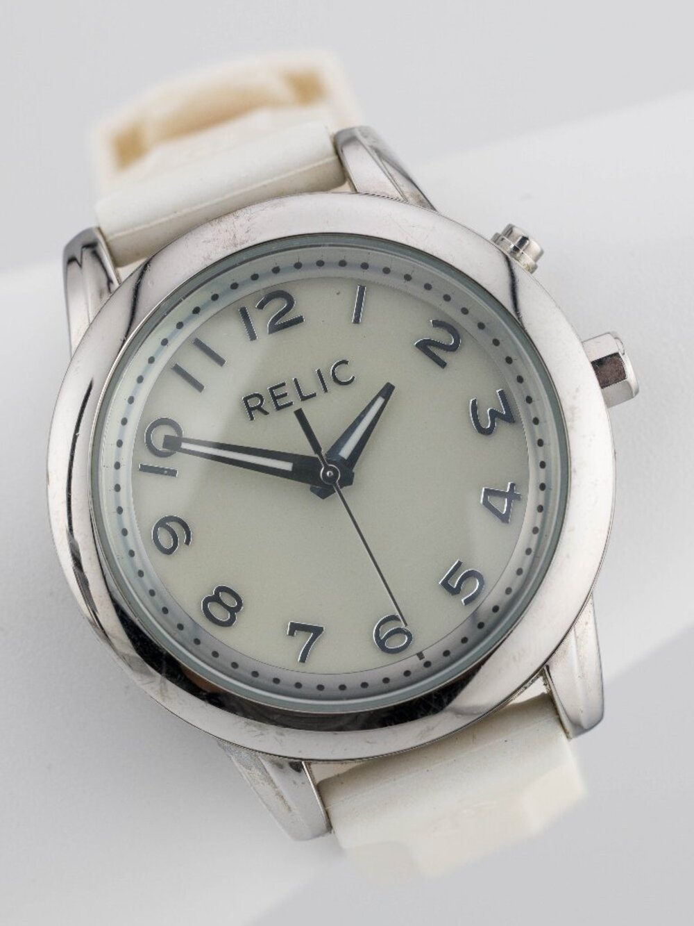 Relic White Silicone Luminous Dial Quartz Analog Women's Watch New Battery